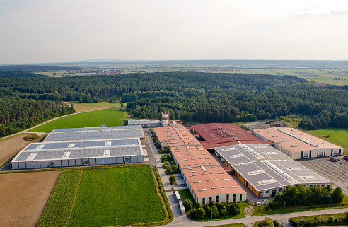 Luftbild vom Verarbeitungswerk in Leutershausen